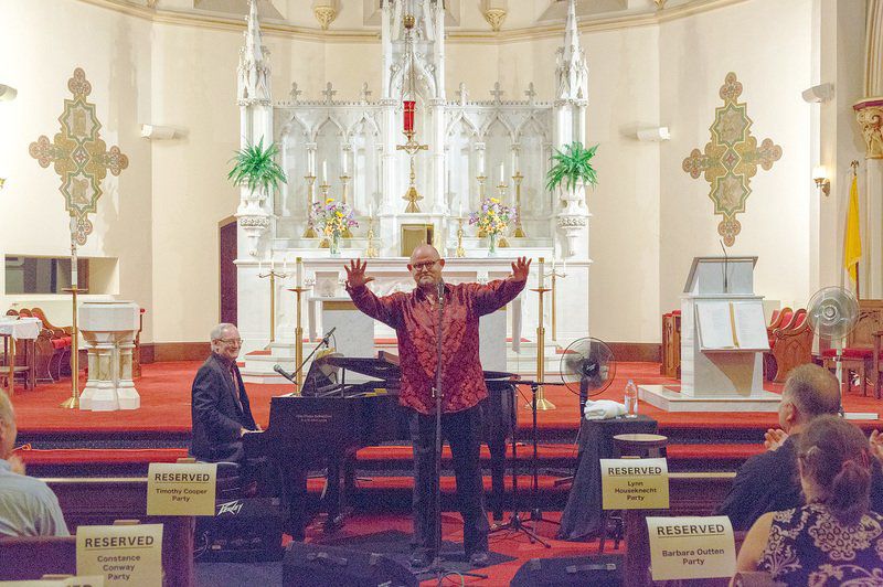 Famed tenor Ronan Tynan returning to Medina on Saturday